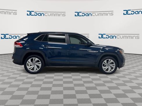 Used 2021 Volkswagen Atlas Cross Sport SEL AWD/4WD image 9