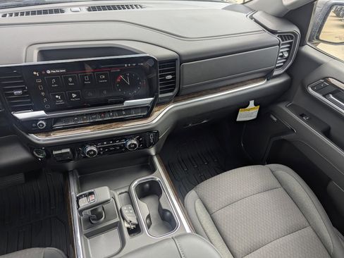 New 2026 GMC Sierra 1500 Elevation w/ Elevation Premium Package image 20