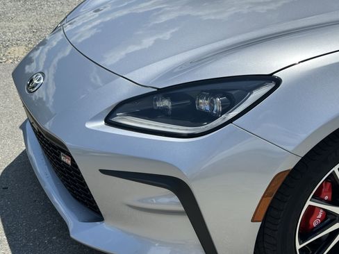 Used 2024 Toyota GR86 Premium w/ Performance Package RWD image 8