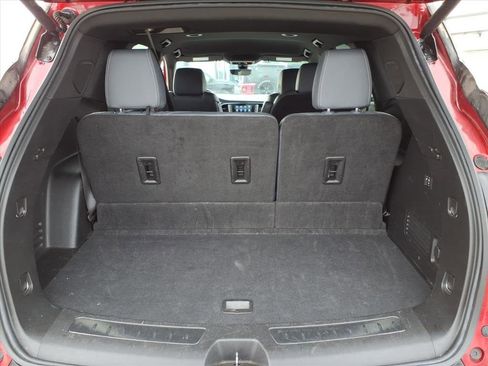 Used 2024 Buick Enclave Premium image 15