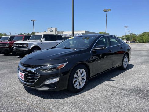 Used 2025 Chevrolet Malibu LT FWD image 8