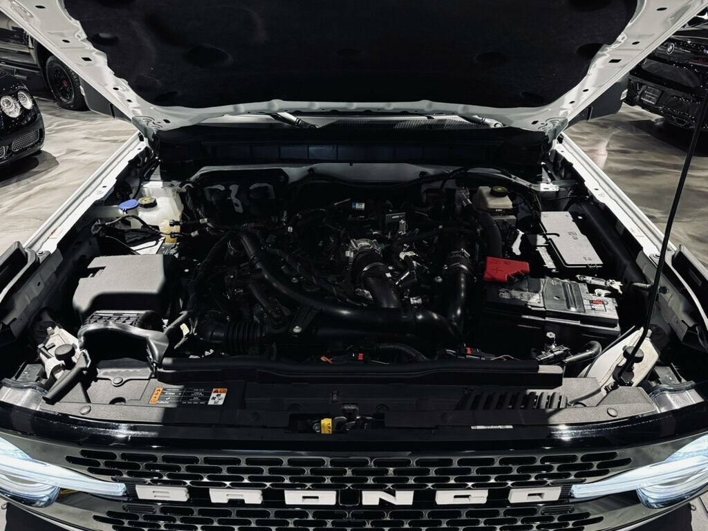 Used 2024 Ford Bronco Wildtrak AWD/4WD image 38