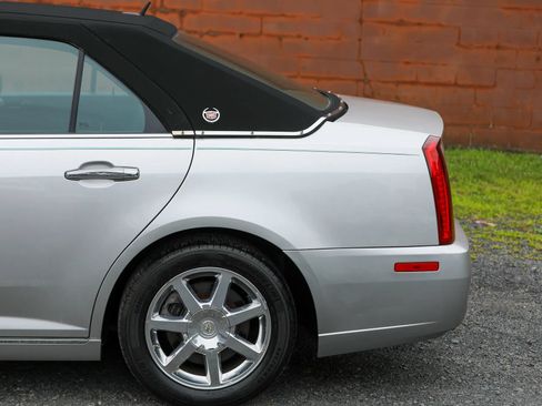 Used 2008 Cadillac STS w/ Preferred Equipment Group AWD/4WD image 36