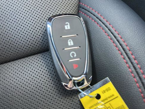 New 2026 Chevrolet Trax RS image 32