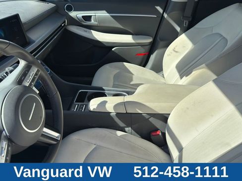 Used 2025 Hyundai Sonata SEL FWD image 13