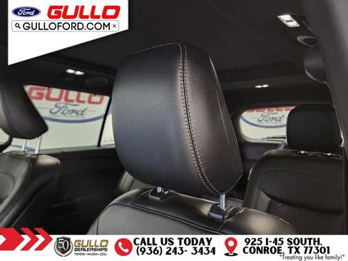 Used 2020 Ford Explorer Limited image 17