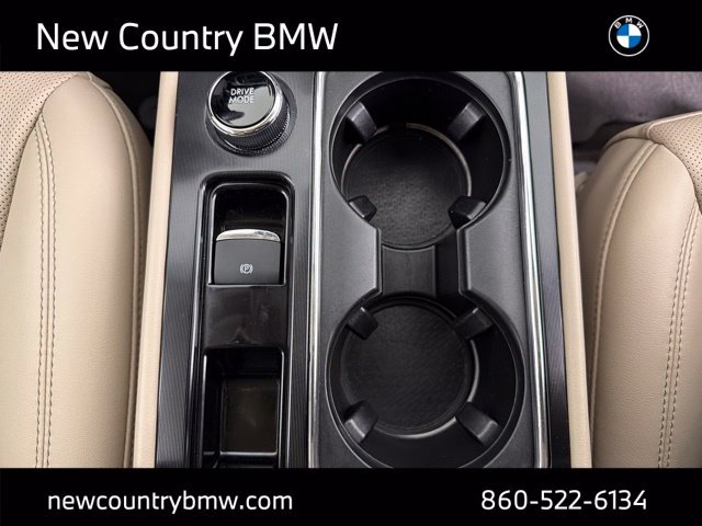 Used 2022 Lincoln Corsair AWD w/ Premium Package image 23