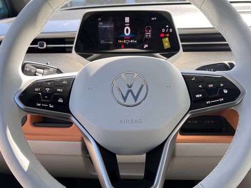 New 2025 Volkswagen ID. Buzz 1st Edition image 10