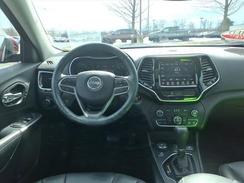 Certified 2019 Jeep Cherokee Limited image 10