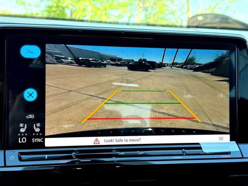 New 2026 Volkswagen Atlas SE FWD image 16