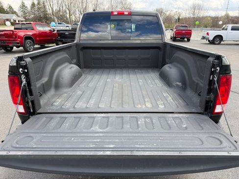 Used 2018 RAM 1500 Big Horn AWD/4WD image 37