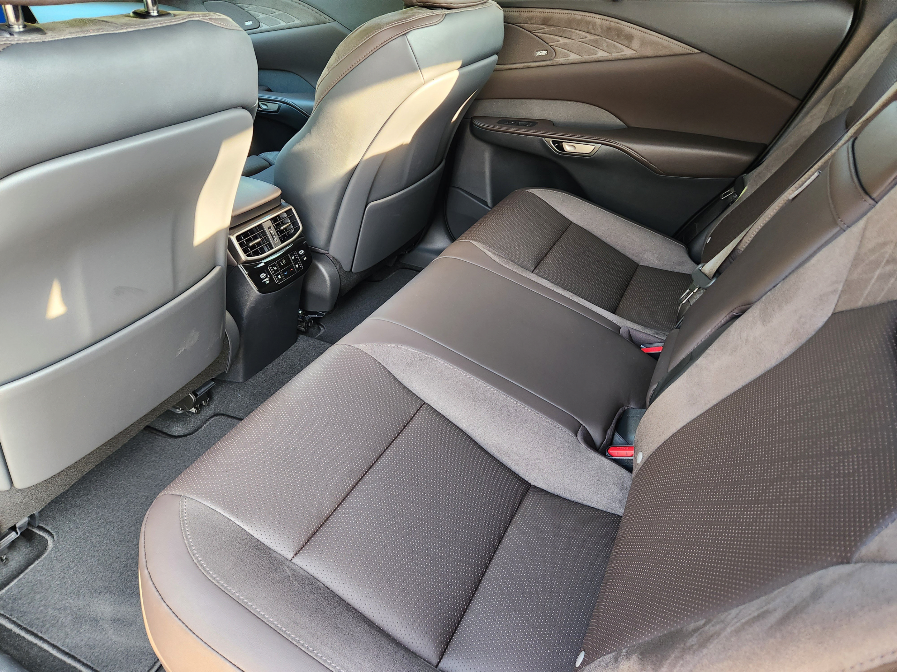 New 2026 Lexus RX 350 w/ Convenience Package AWD/4WD image 18