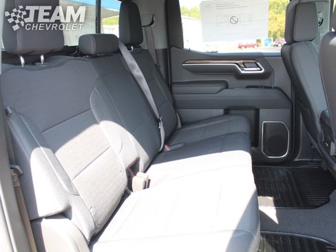 New 2026 Chevrolet Silverado 1500 LT w/ Z71 Off-Road Package image 20