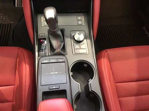 Used 2022 Lexus IS 350 F Sport image 28