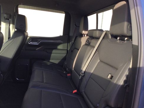 Used 2024 Chevrolet Silverado 1500 LTZ w/ Technology Package image 6