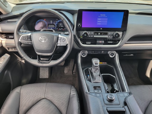 Used 2024 Toyota Grand Highlander AWD image 7