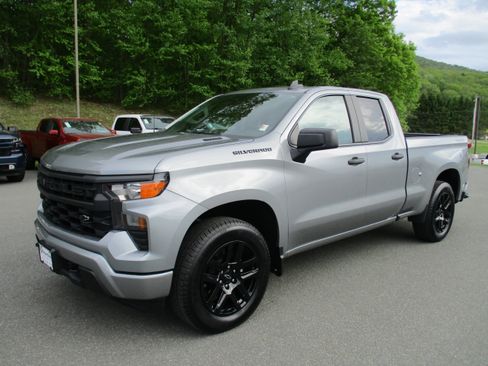 Certified 2024 Chevrolet Silverado 1500 Custom w/ Dark Appearance Package AWD/4WD image 1