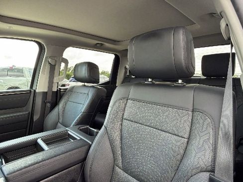 Used 2024 Toyota Tundra Limited AWD/4WD image 16