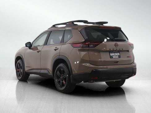 Used 2025 Nissan Rogue SV w/ Rock Creek Premium Package AWD/4WD image 5