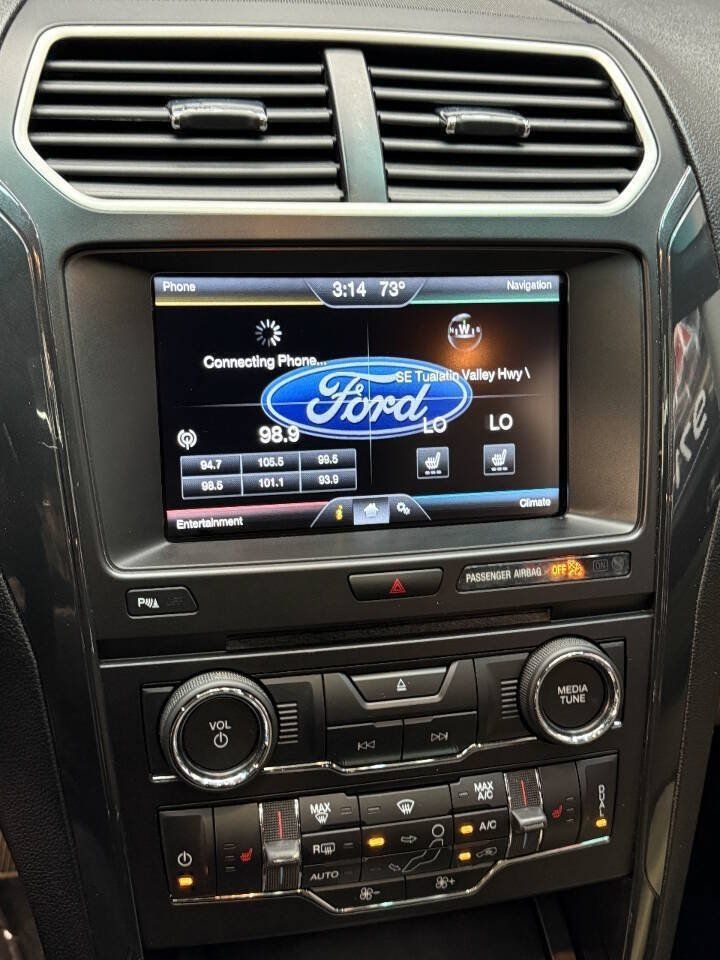 Used 2016 Ford Explorer XLT w/ Equipment Group 202A AWD/4WD image 23