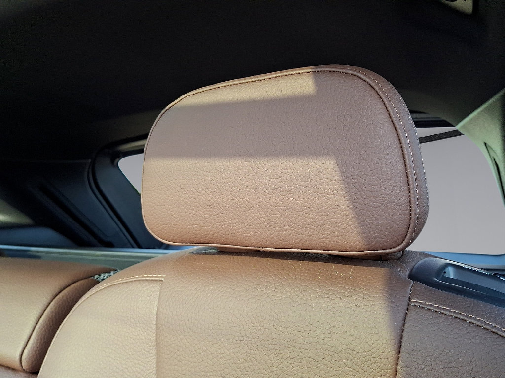 Certified 2024 Volvo XC60 B5 Plus w/ Protection Package AWD/4WD image 27