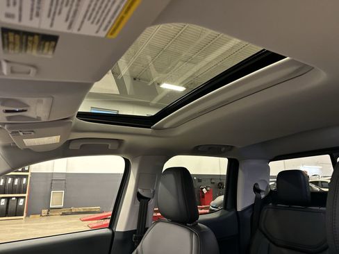 Used 2024 Ford Maverick Lariat w/ Black Appearance Package image 18