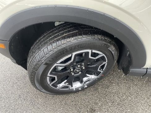 New 2025 Ford Bronco Sport Outer Banks image 15