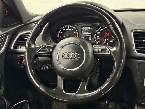 Used 2017 Audi Q3 2.0T Prestige w/ Prestige Package AWD/4WD image 25