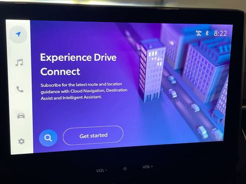 Used 2025 Toyota Corolla XLE image 18