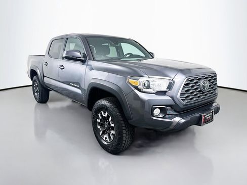 Used 2023 Toyota Tacoma TRD Off-Road image 3