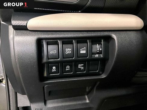 Used 2023 Subaru Forester Limited image 35