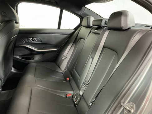 Certified 2025 BMW 330i Sedan w/ Convenience Package RWD image 26