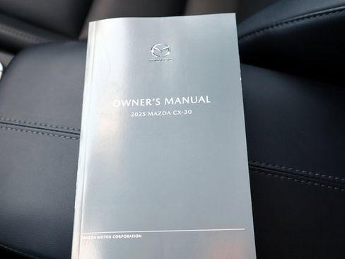 Used 2025 MAZDA CX-30 AWD 2.5 S w/ Preferred Package image 37