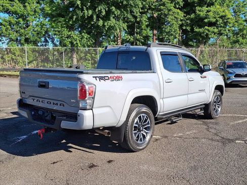 Certified 2020 Toyota Tacoma TRD Sport w/ TRD Premium Sport Package AWD/4WD image 27