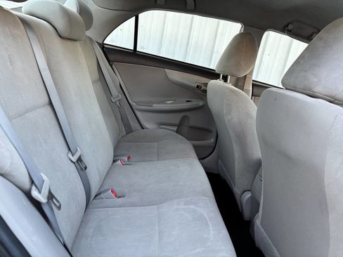 Used 2012 Toyota Corolla L image 18