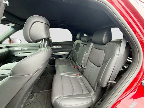 Used 2024 Genesis GV70 3.5T Sport AWD/4WD image 21