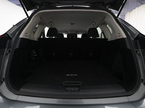 Used 2024 Nissan Rogue S AWD/4WD image 10