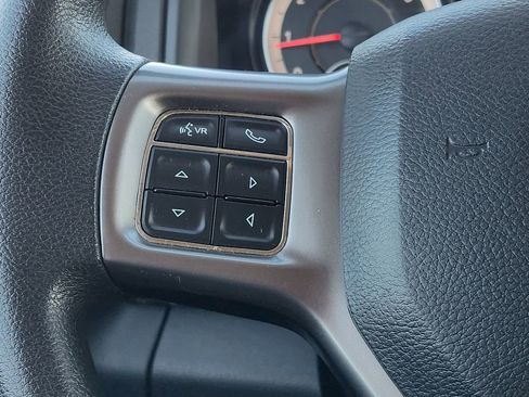 Used 2022 RAM 1500 Classic SLT image 28