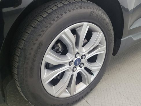 Used 2019 Ford Edge Titanium AWD/4WD image 31