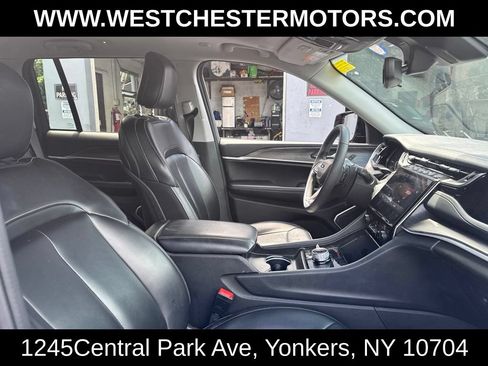 Used 2023 Jeep Grand Cherokee 4WD 4xe image 16