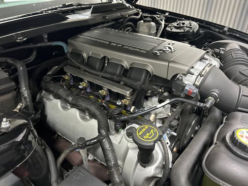 Used 2009 Ford Mustang GT Premium RWD image 9