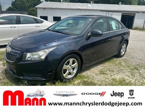 Used 2014 Chevrolet Cruze LT FWD image 1