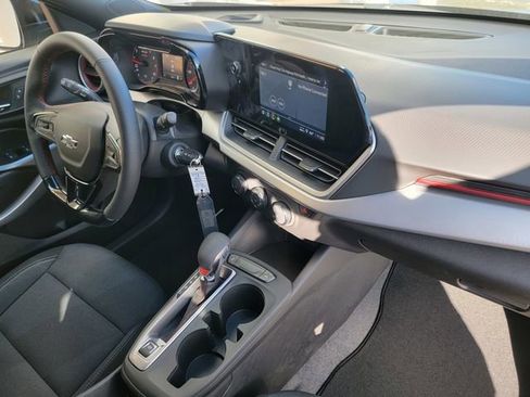 New 2026 Chevrolet Trax RS w/ Sunroof Package image 17