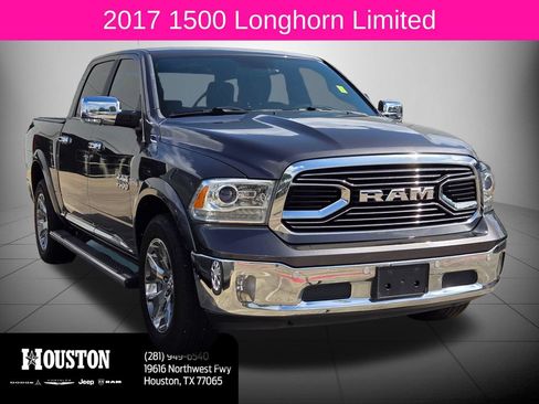 Used 2017 RAM 1500 Limited RWD image 1