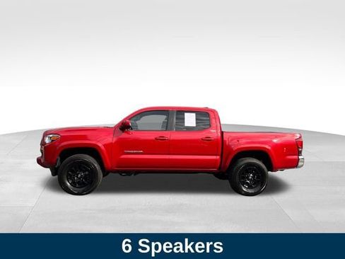Used 2021 Toyota Tacoma SR5 AWD/4WD image 2