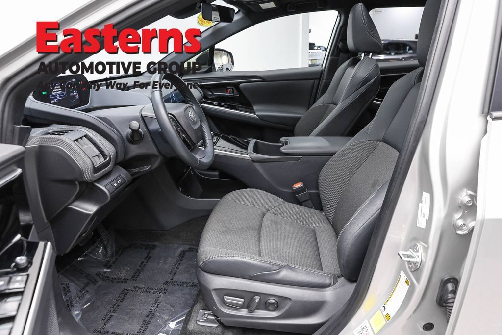 Used 2024 Toyota bZ4X FWD image 14