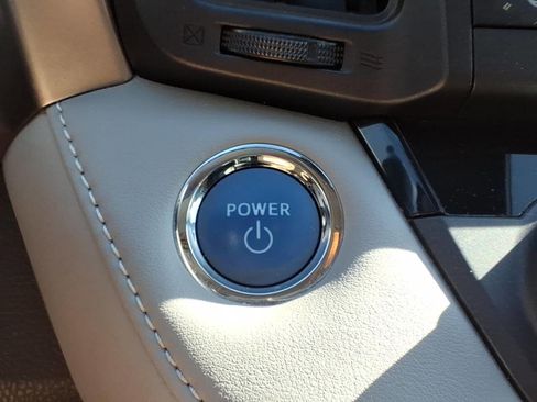 Used 2016 Toyota RAV4 XLE w/ Convenience Package AWD/4WD image 22