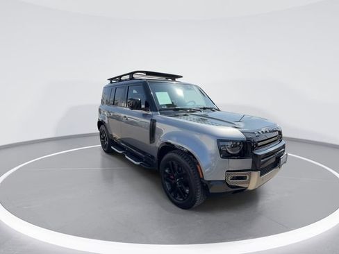 Used 2021 Land Rover Defender 110 X AWD/4WD image 2