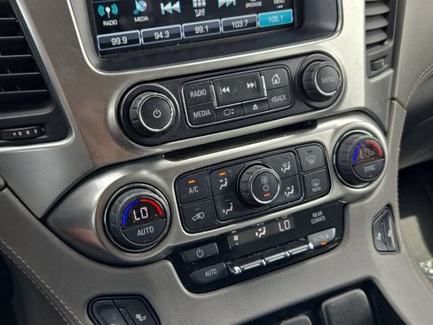 Used 2020 Chevrolet Tahoe LT AWD/4WD image 22
