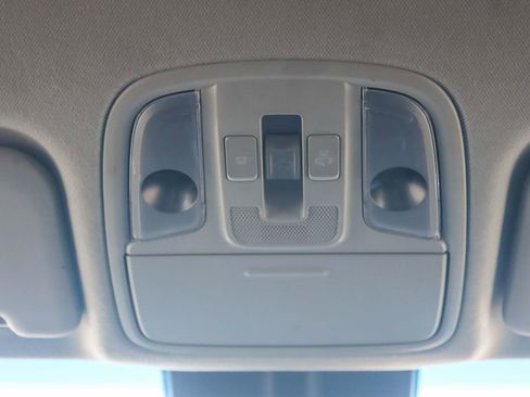 Used 2022 Kia Niro EX Premium image 21